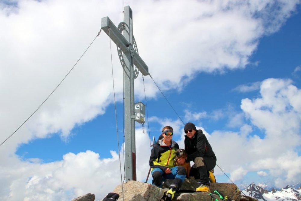 Die Beiden auf einem ihrer Hausberge: Dem Zwieselbacher Rosskogel (3.080 m). Foto: privat
