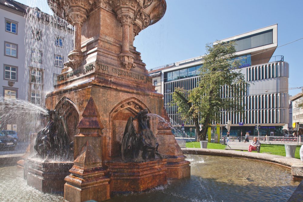 Rudolfsbrunnen am Boznerplatz Innsbruck