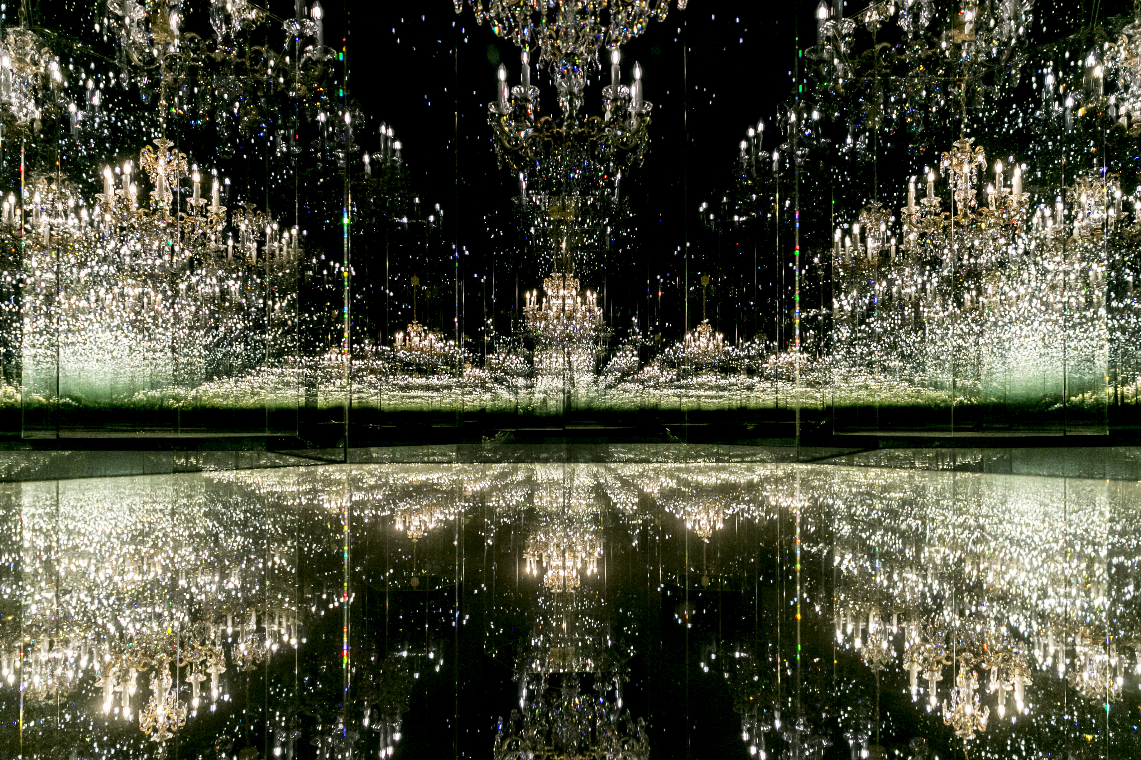 Infinity Room der japanischen Künstlerin Yayoi Kusama