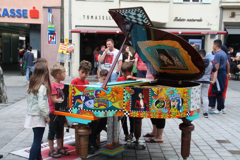 Kids at the piano