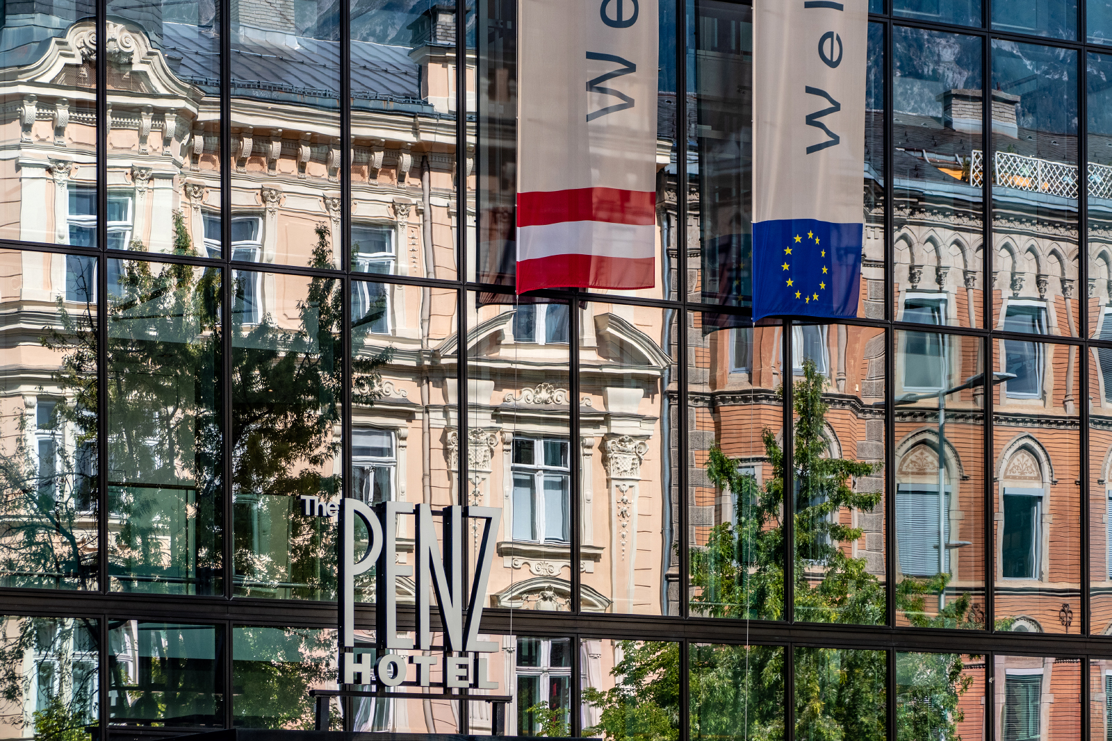 Alte und moderne Architektur