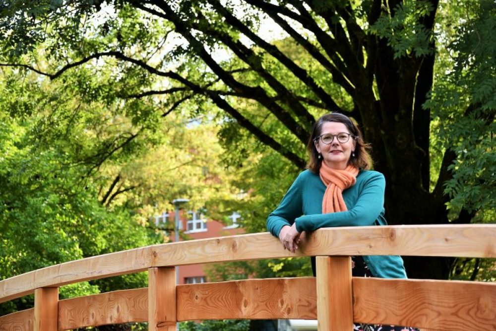 Es sind nicht „die letzten ihrer Art“, die Susanne Gurschler vor den Vorhang holt. Sie beschreibt auch die Geschichten von jungen Betrieben und Quereinsteigern. Foto: Tamara Kainz