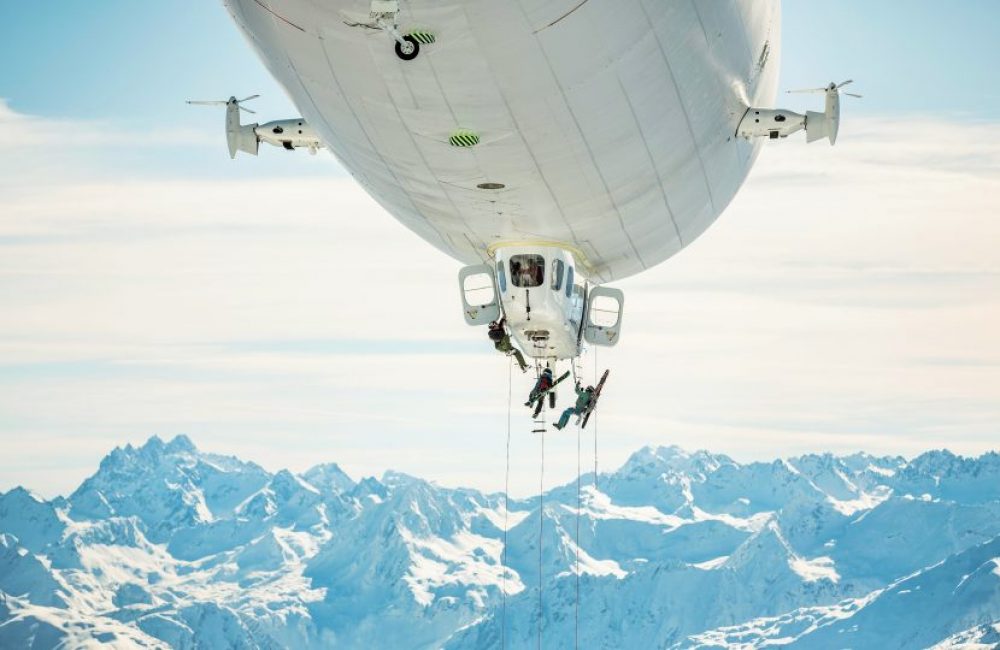 Warum Filme wie „Zeppelin Skiing“ im Kino und nicht zuhause genießen? Das ist wie beim Fußball: Daheim wird nie so eine Stimmung aufkommen, wie im Stadion! Foto: Mirja Geh