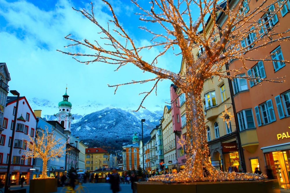 Mit dem neuen Beleuchtungs- und Qualitätskonzept "stehen die Bäume nicht mehr unter Strom", schmunzelt Klaus Mark. © MK Illumination
