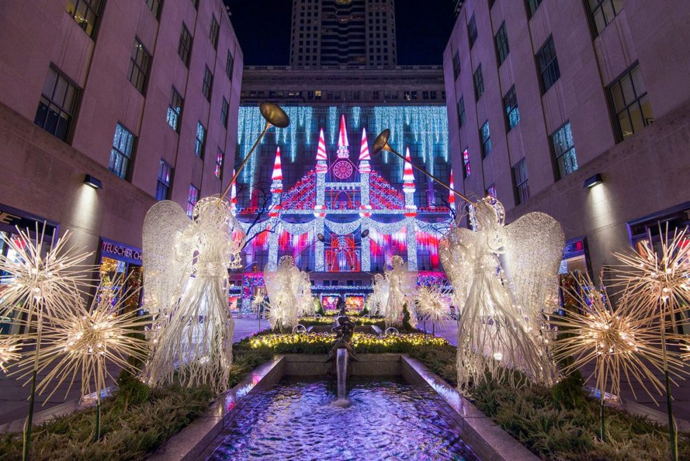 Traditionell, aber doch noch ein bisschen extravaganter als in Europa: Die Weihnachtsdekoration in New York. © MK Illumination