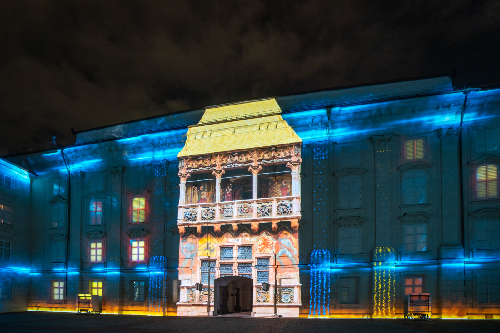 Lightshow in der Innsbrucker Hofburg