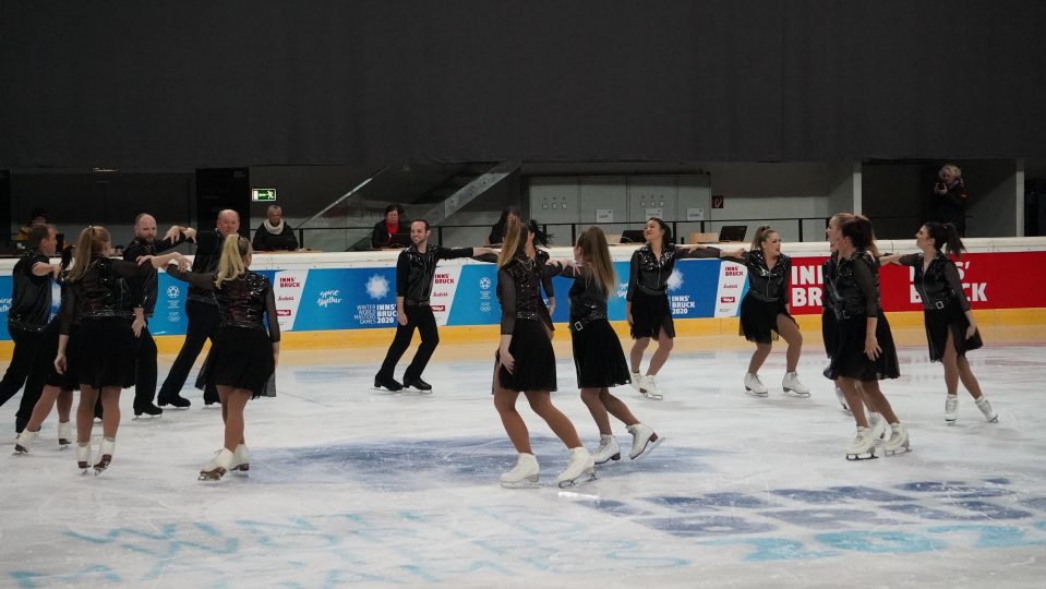 Team Australia competing in Synchronized Ice Skating winter world masters games 2020