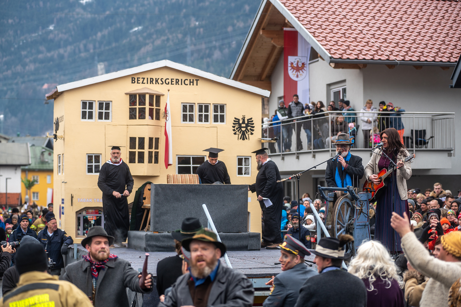 Laninger Bezirksgericht Telfs Fasnacht Schleicherlaufen