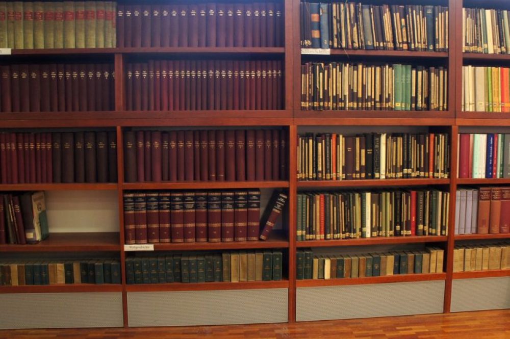 Bücherregal Ferdinandeum
