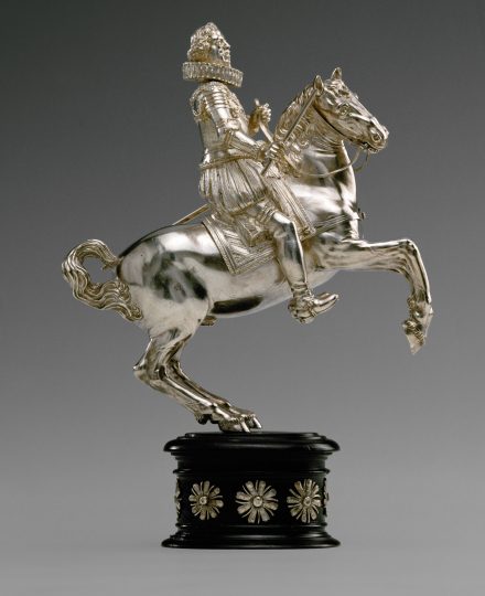 Piccola scultura in argento dell’arciduca Leopoldo V a cavallo, attribuita a Caspar Gras, tra il 1622 e il 1632, Kunsthistorisches Museum Wien, © KHM-Museumverband