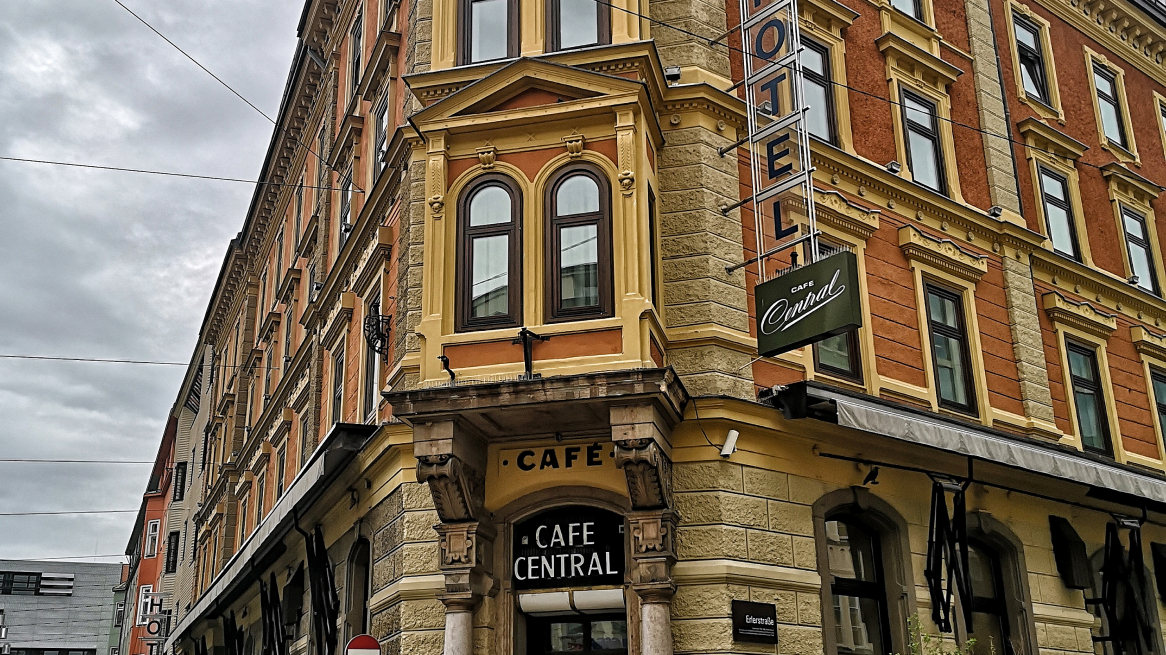 Cafe Central