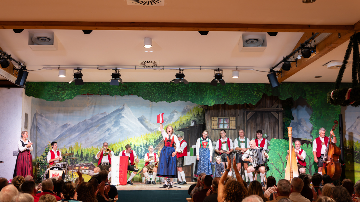 Try the cozy atmosphere: The Gundolf family invites you to a