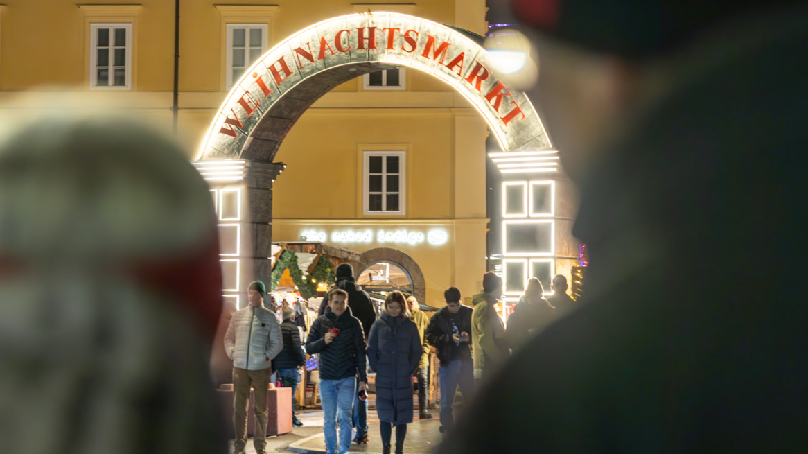 Eingang Christkindlmarkt Marktplatz. ©Lea Hajner