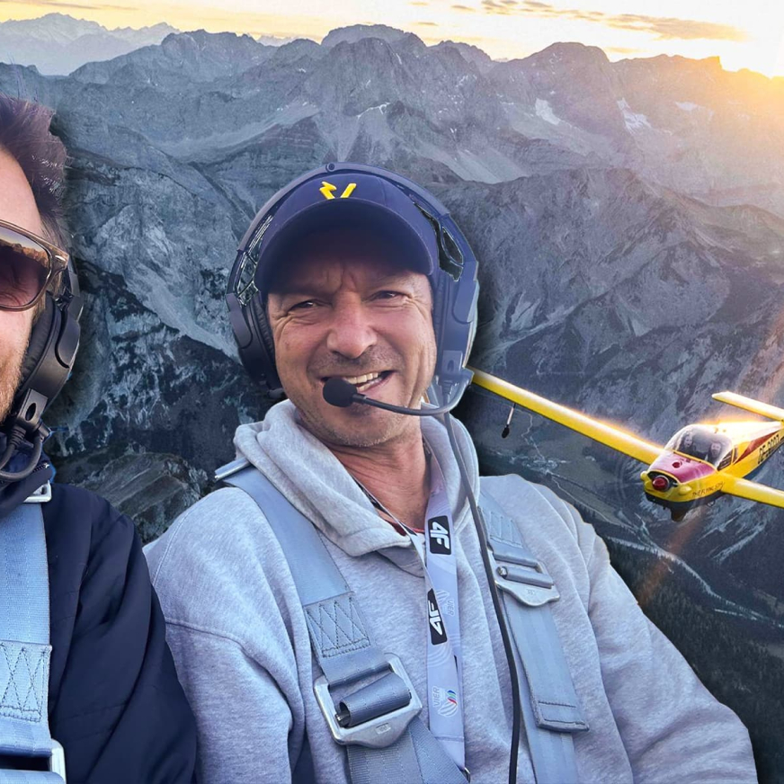 DIP-FlyingSofa-header-v1-Copyright Simon Rainer