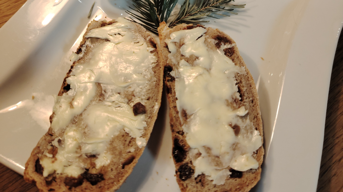 Zelten mit Butter bestrichen