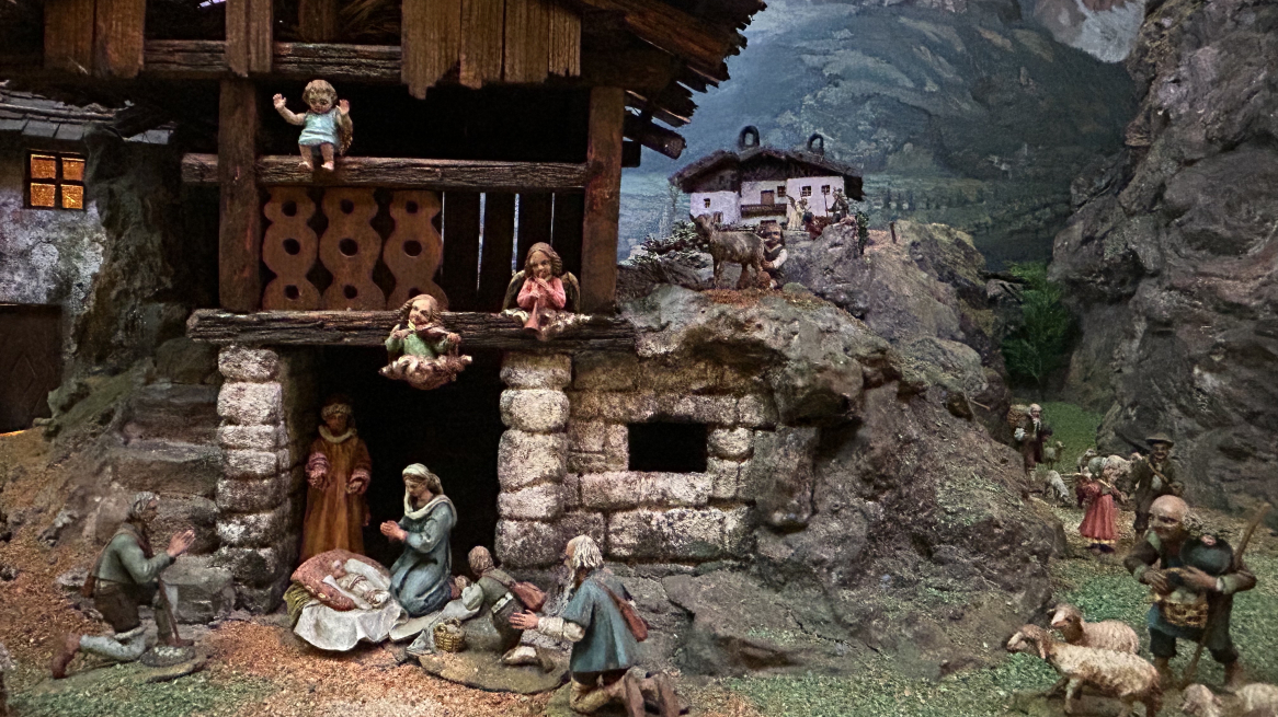 Ambientazione tirolese per questo presepe del Museo dell’Arte popolare Tirolese di Innsbruck, foto © Laura Manfredi
