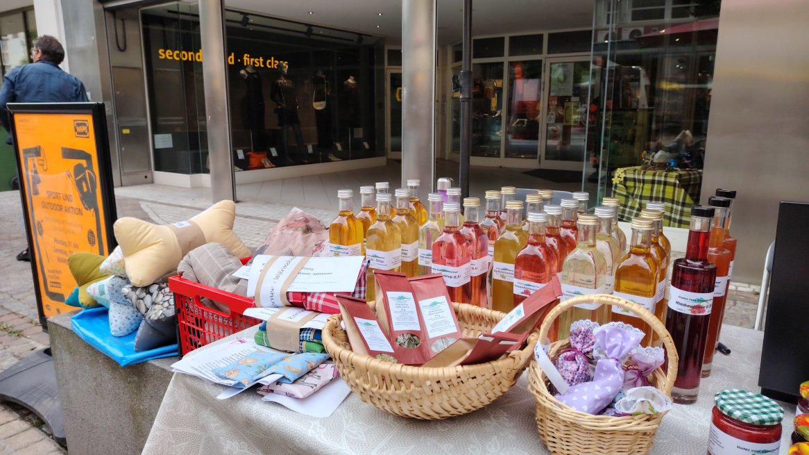 Produkte an einem Stand