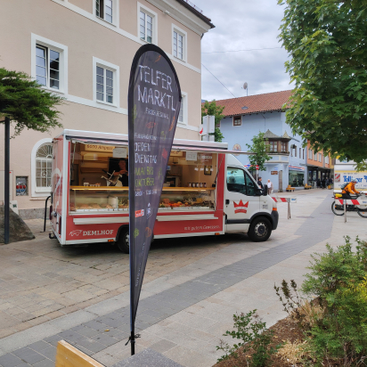Schild mit Telfer Marktl