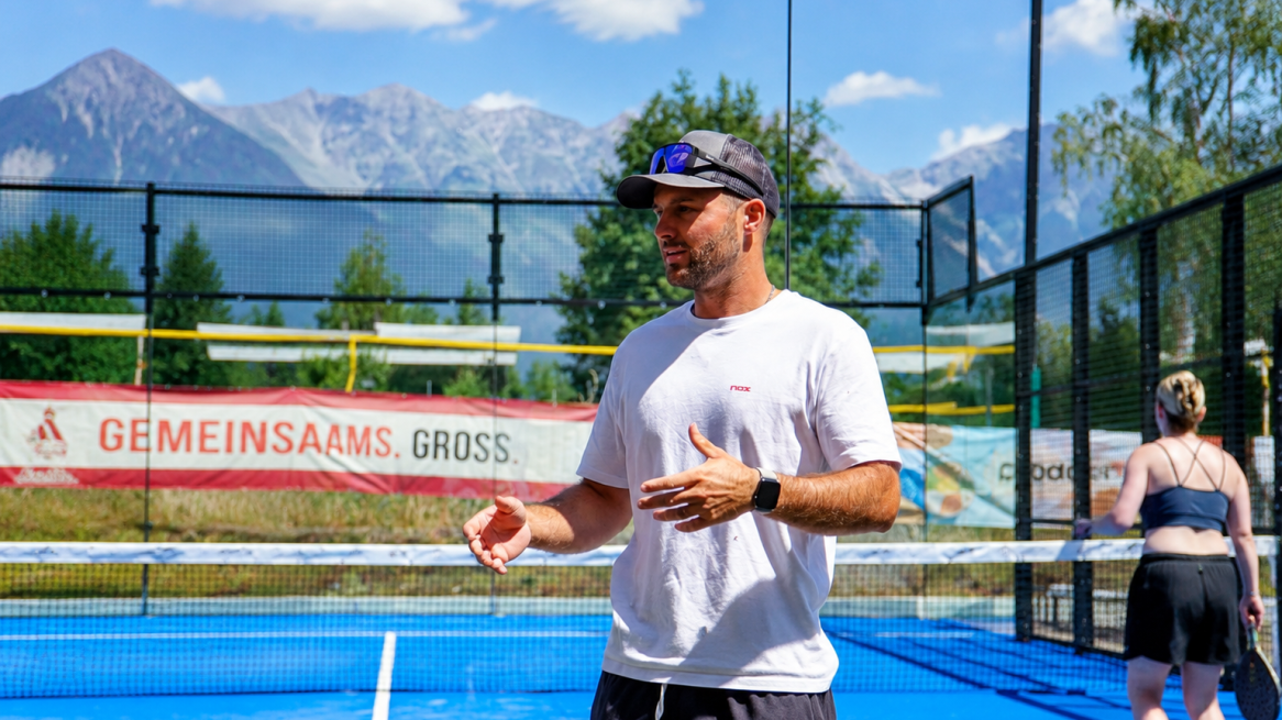 Betreiber von Alp Padel, Matthias Nagl