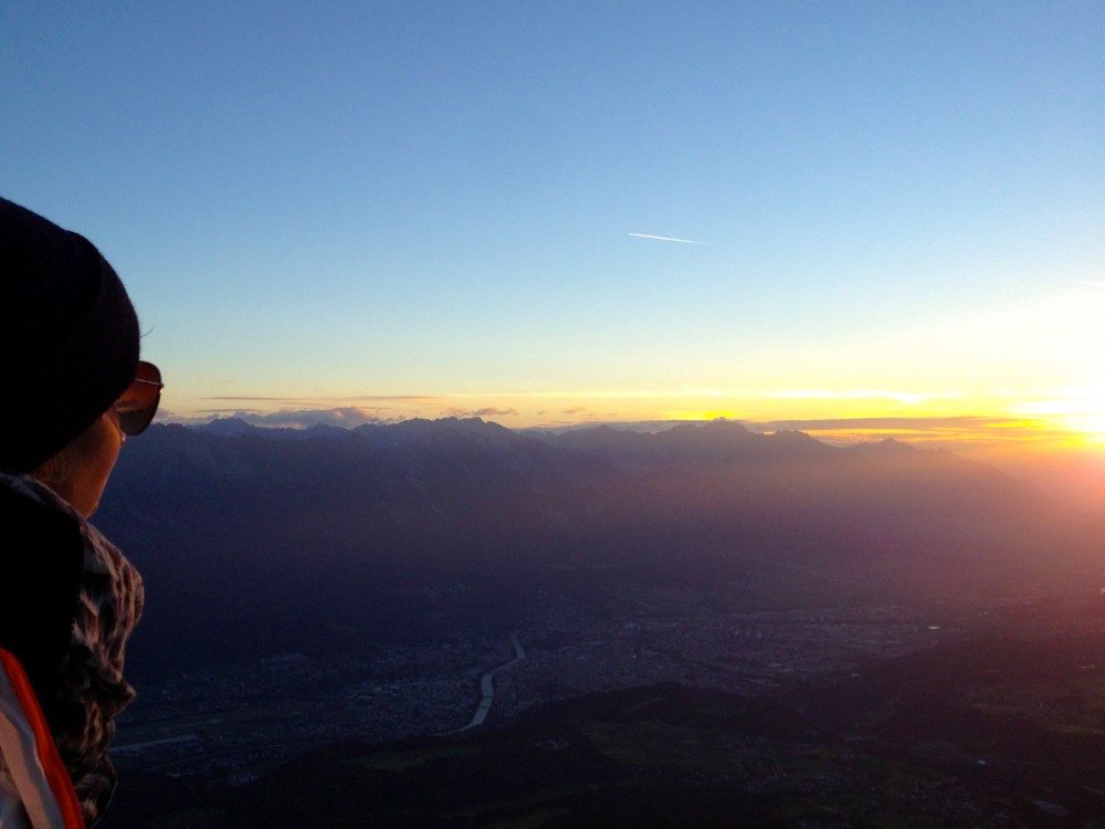 Es gibt keinen besseren Grund früh aufstehen, als ein wunderschöner Sonnenaufgang in den Bergen.