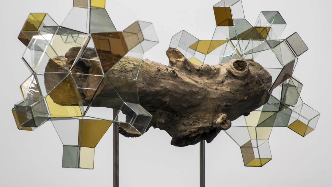 L’opera „Crystalis V“ di Thomas Medicus in mostra a Plattform 6020, Foto © Thomas Medicus
