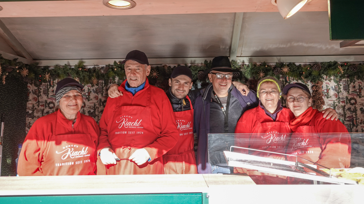 50 Jahre Kiachl und 30 Jahre Team: Dengg-Kiachl am Christkindlmartk in der Altstadt