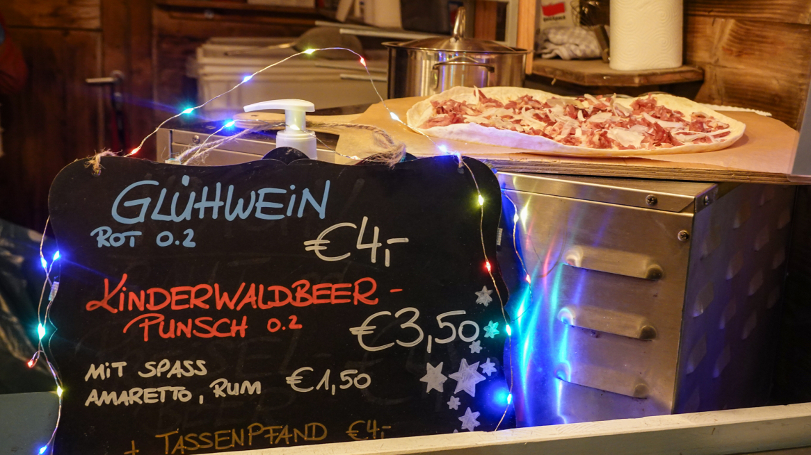 Kulinarik beim Wiltener Weihnachtszauber