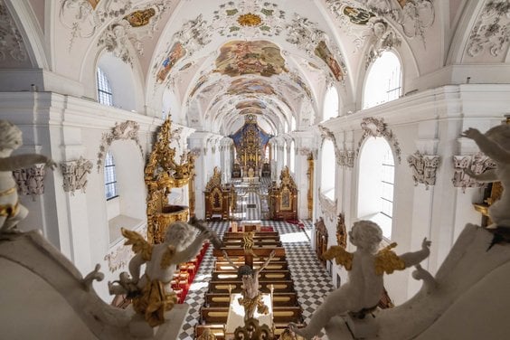Stift Stams