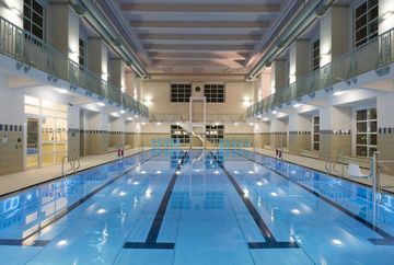 Piscina cubierta Amraser-Straße
