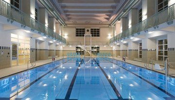 Piscina Coperta Amraser-Straße