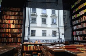 Eine literarische Reise durch Innsbrucks Buchhandlungen