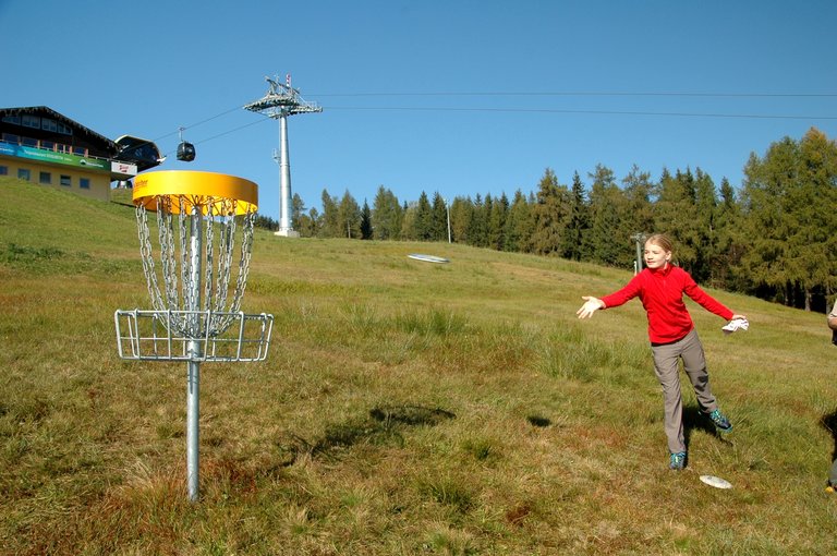 Frisbee und Golf in luftiger Höhe