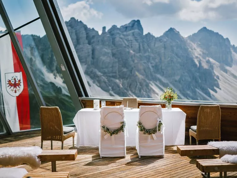 The Hoadl Haus – Say “I do” at the top of a mountain