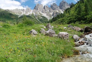 Senderstal - Kemater Alm - Adolf Pichler Hütte