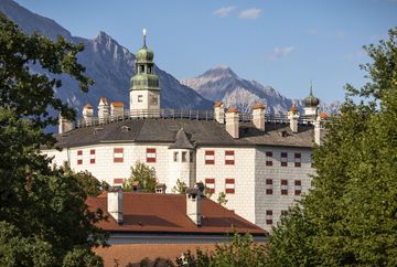 Igls - Castello di Ambras Innsbruck Igls - Castello di Ambras Innsbruck