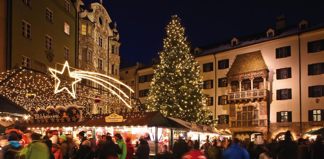 Christkindlmarkt in the old town of Innsbruck