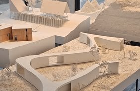 Ausstellung für Architekturfans – 64 Häuser im Modell
