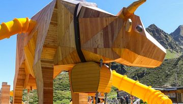 KühSpielplatz bei der DreiSeen-Hütte