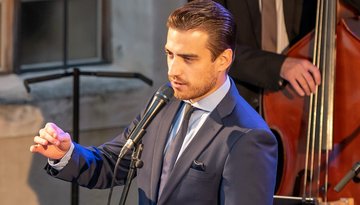 Sincerely Sinatra - Alexander's Swing-Time Orchestra feat. Jack Marsina