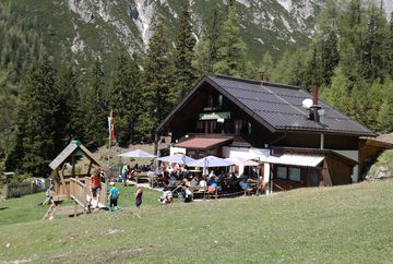 Refugio Lehnberghaus/Lacke