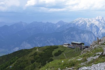 Mountain hut tour: Birgitzköpfl - Muttereralm - Götzner Alm - Birgitzer Alm