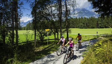 A circular cycling tour in the southern mountains