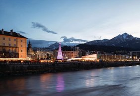 Christkindlmarkt Marktplatz Innsbruck 