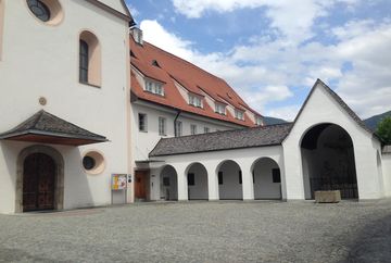 Franziskanerkloster und Franziskanerkirche