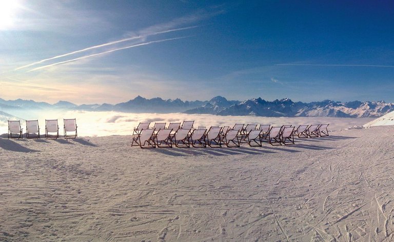 Sonnenliegen auf der Nordkette - Seegrube