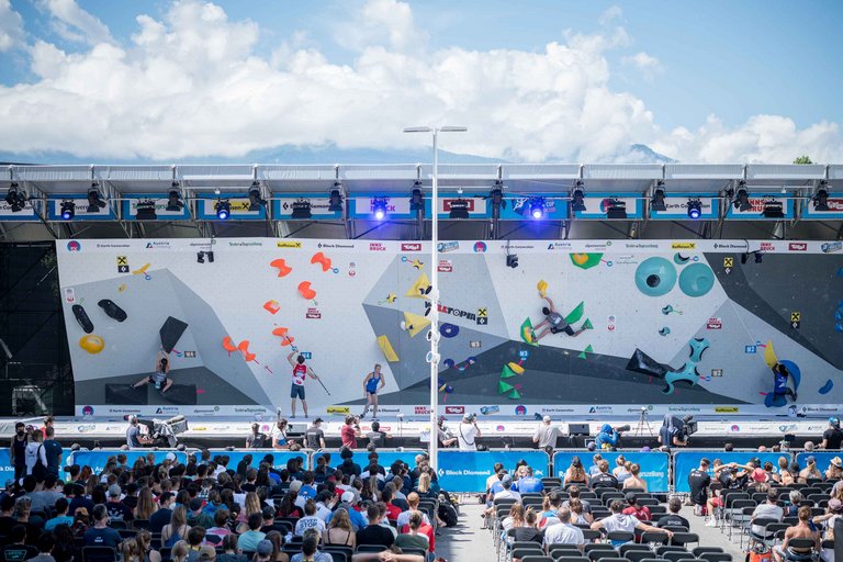 Zug um Zug: World Climbing Series Innsbruck