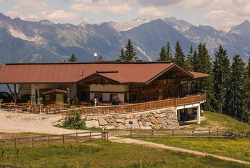 Mountain hut tour: Birgitzköpfl - Muttereralm - Götzner Alm - Birgitzer Alm