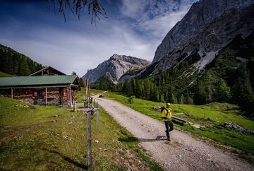 Karwendel Höhenweg - direzione Reith-Scharnitz (tappa 6): Hallerangerhaus - Scharnitz
