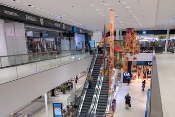 West Shopping Center