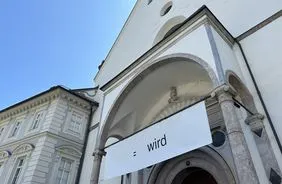 Art: Heinz Gappmayr in town